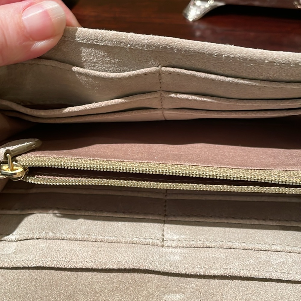 Wallet - Picture 2 of 3